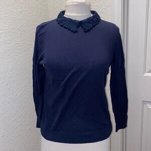Ann Taylor Factory Navy Blue Lightweight Sweater Floral Lace Collar Neck Sz MP